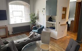 Cozy Coastal Apartment